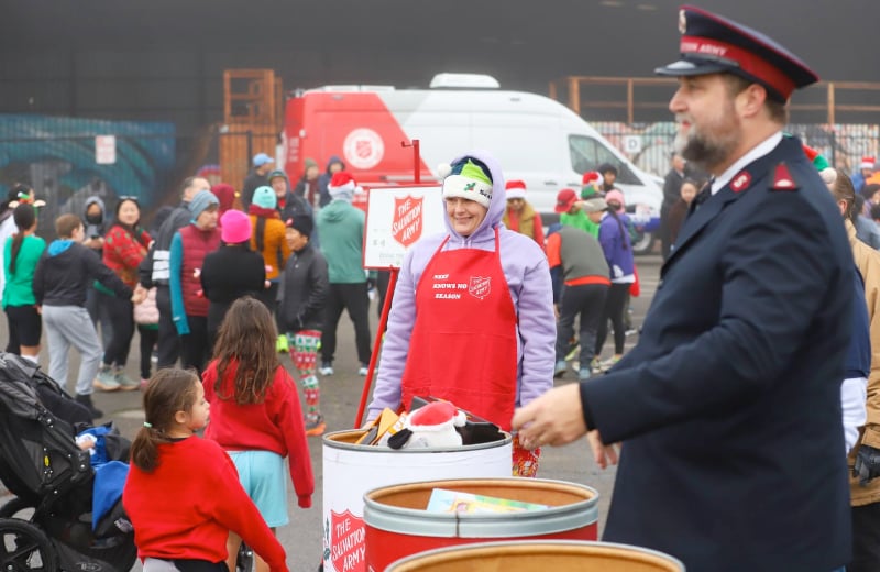 Holiday Classic 5K Turns Sacramento Fun Run Into Toy Drive For Kids